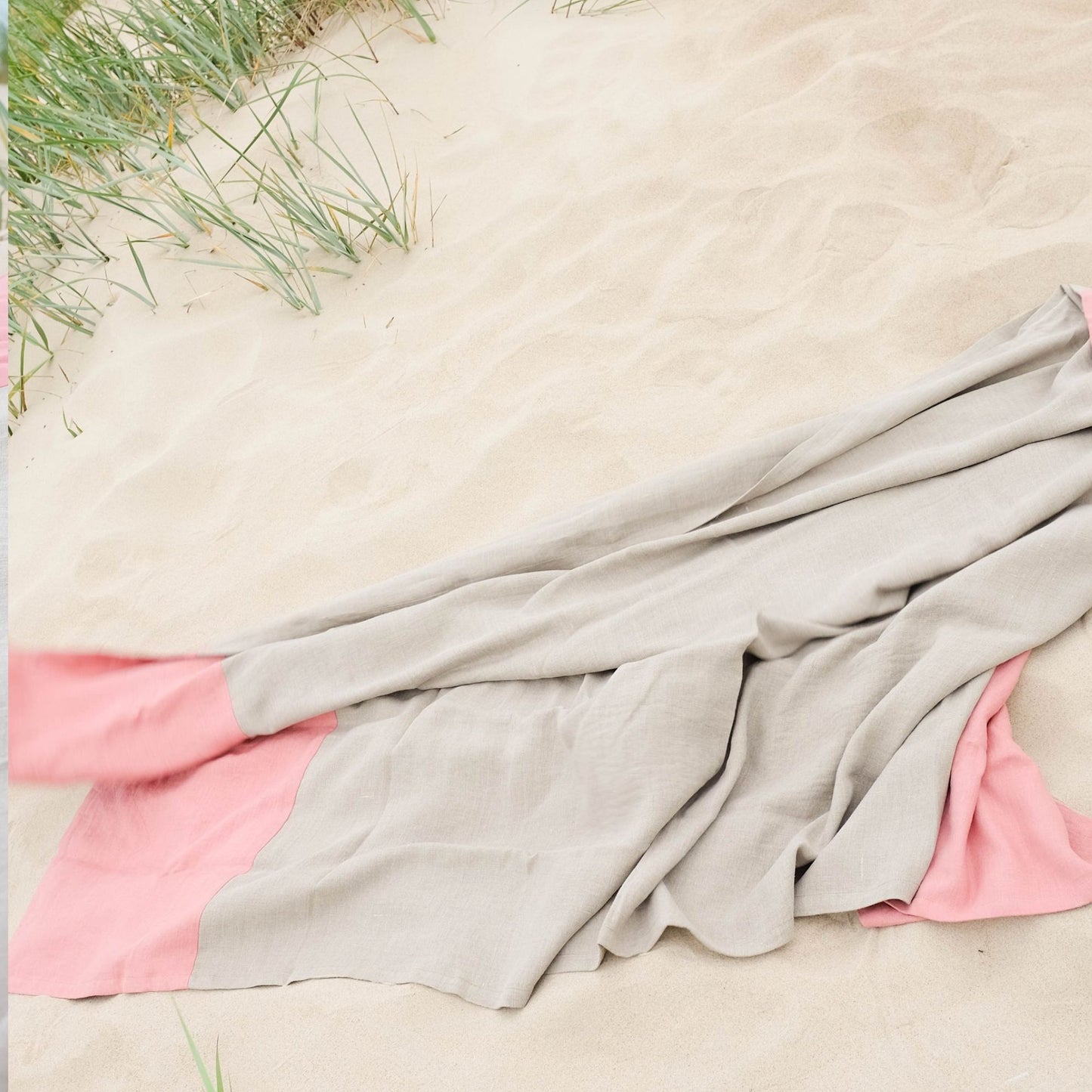 Linen Beach Blanket in Pink