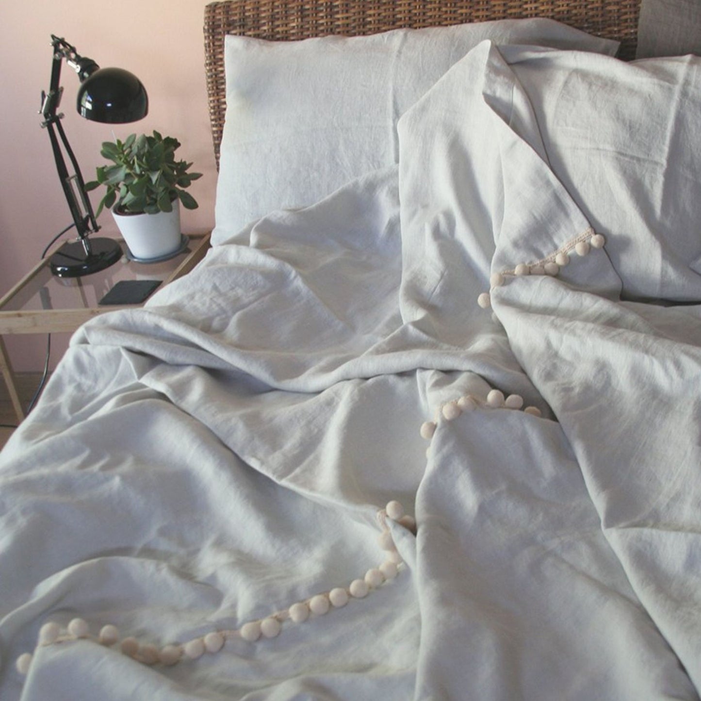 Linen Pom Pom Blanket