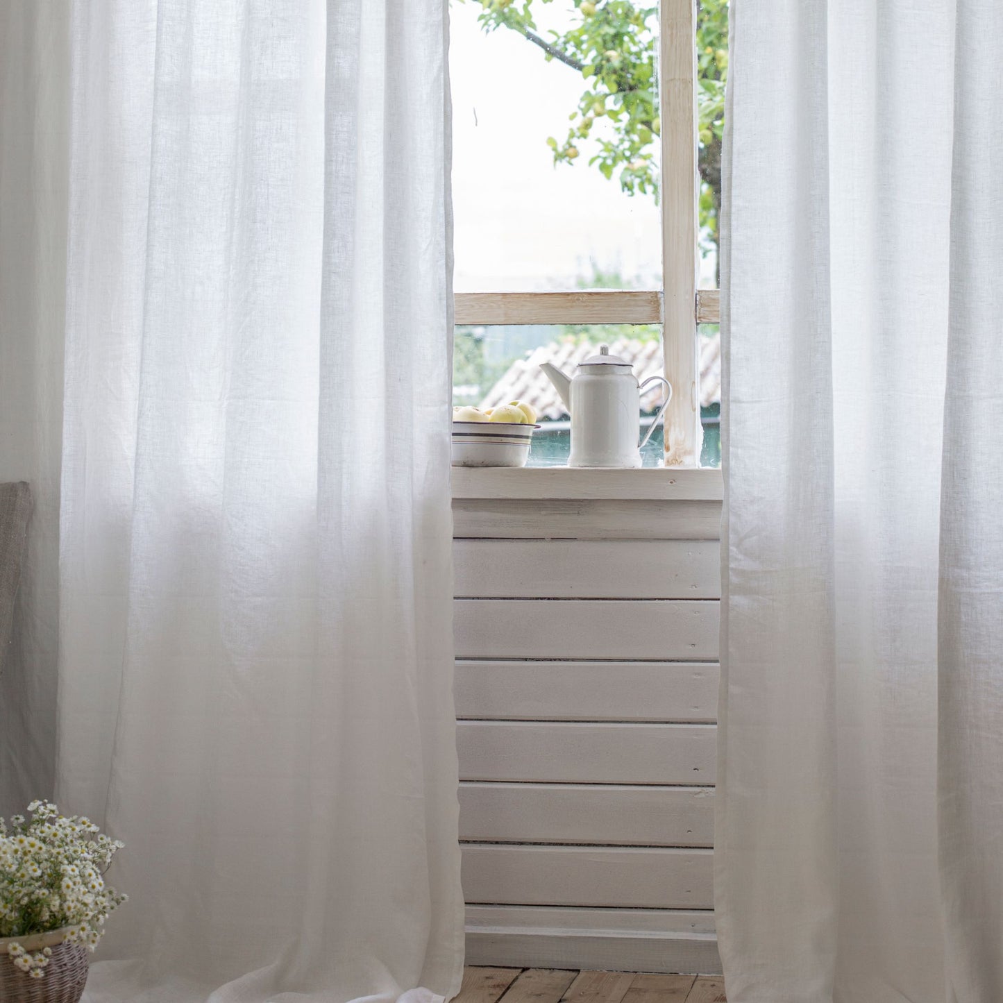 Linen curtains with rod pocket and decorative crown