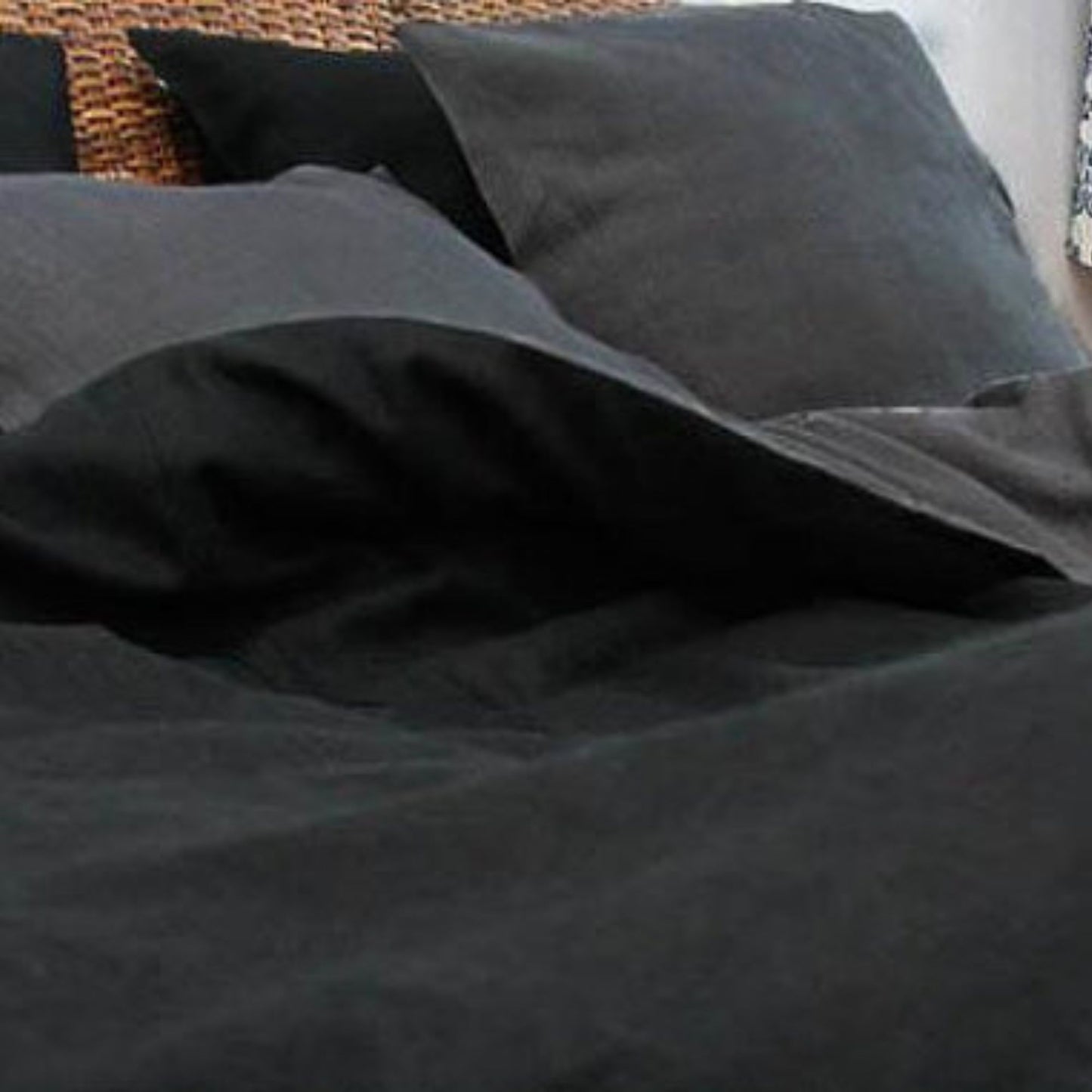 Black and Charcoal Gray Linen Bedding Set