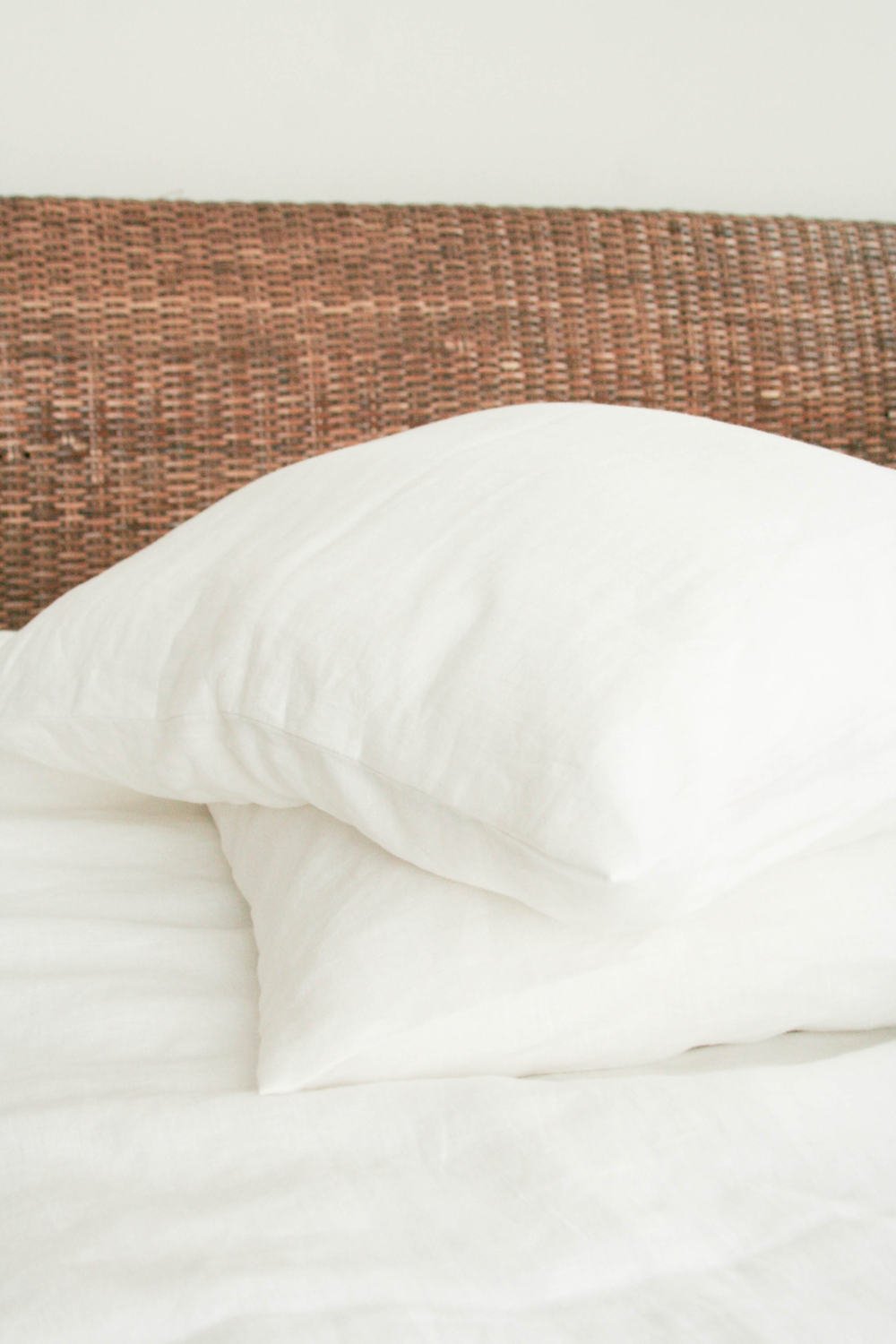 White Linen Pillow Case