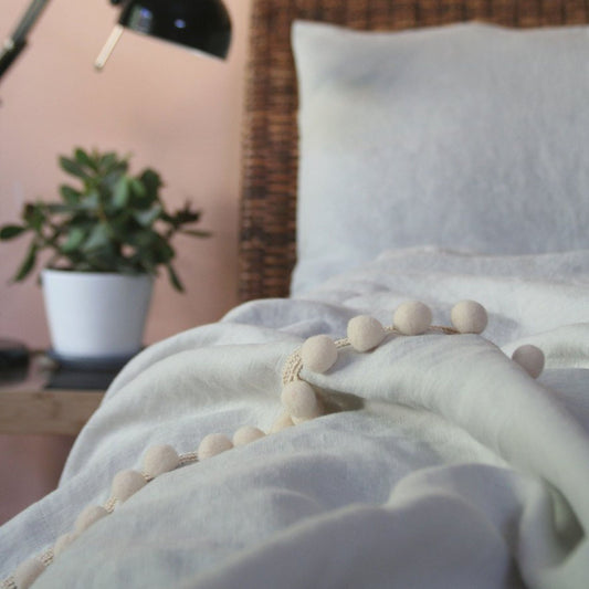 Linen Pom Pom Blanket